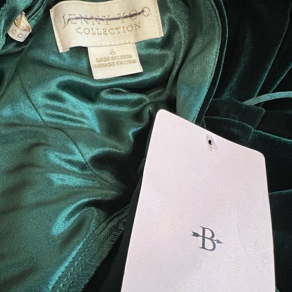 BHLDN x Jenny Yoo Ellis Flutter-Sleeve Open-Back Stretch Velvet Gown/ size 6 - Picture 8 of 10